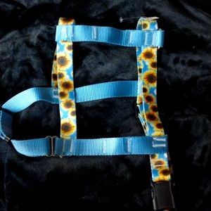 Deluxe sunflower ice blue dog harness. Size large.